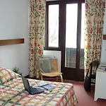Le Grand De 3* Besse-et-Saint-Anastaise