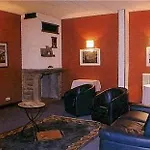 Le Grand De 3* Besse-et-Saint-Anastaise