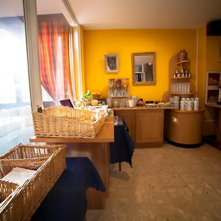 Le Grand De 3* بيس إيه سانت أناستيز