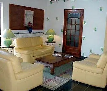 Le Grand De Отель