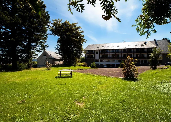 Le Grand De Бес-э-Сент-Анастез