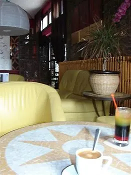 Le Grand De 3* Бес-э-Сент-Анастез